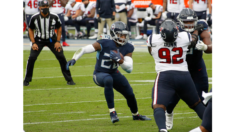 Houston Texans v Tennessee Titans