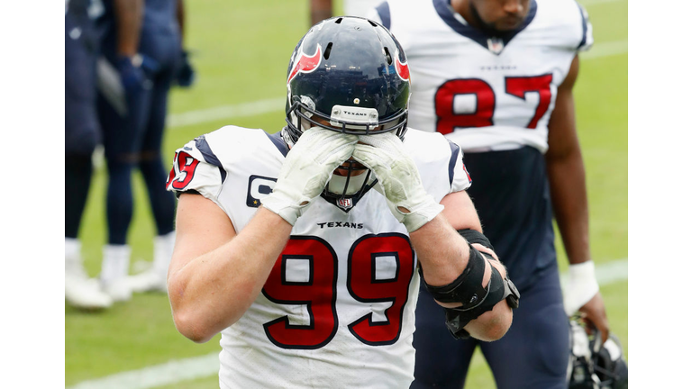 Houston Texans v Tennessee Titans