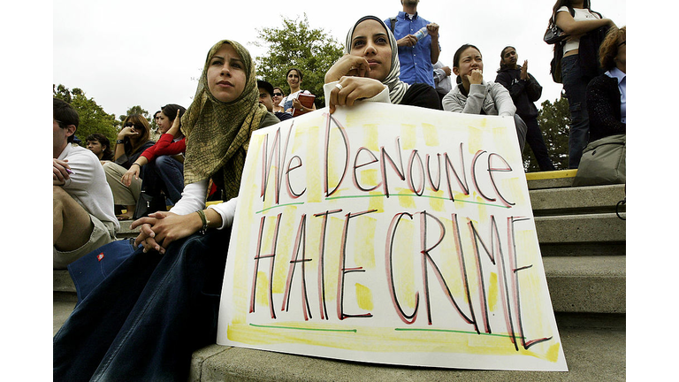 Arab Students Rally At UC Irvine