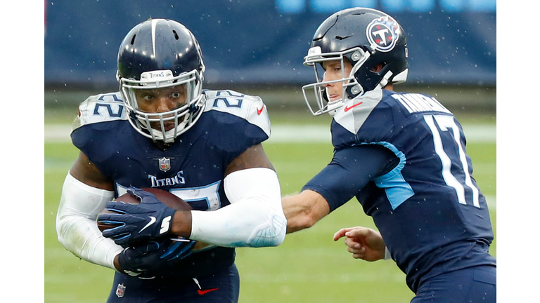 Houston Texans v Tennessee Titans