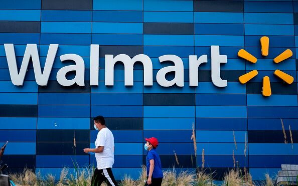 US-HEALTH-VIRUS-ECONOMY-RETAIL-WALMART