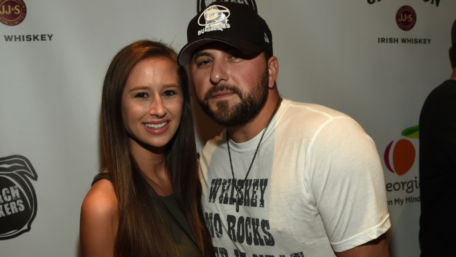 Tyler Farr And His Wife Hannah Are Expecting A Baby Girl