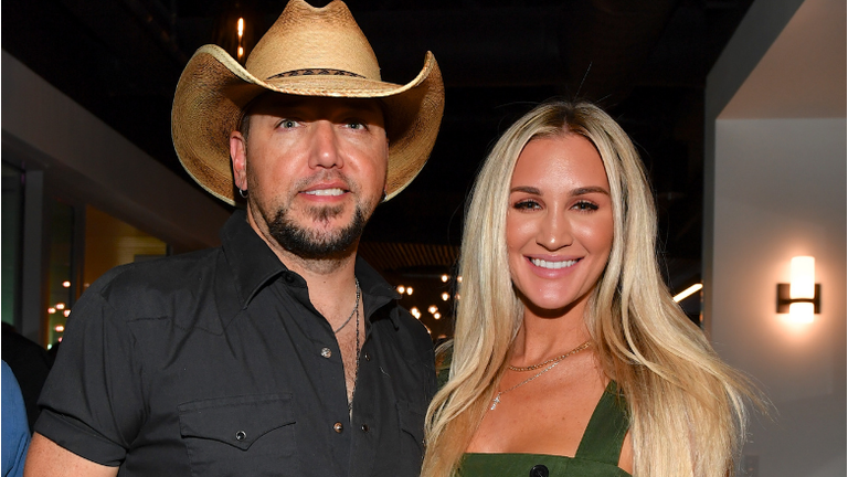Jason Aldean's Family Dresses Up In Epic 'Tiger King' Costumes