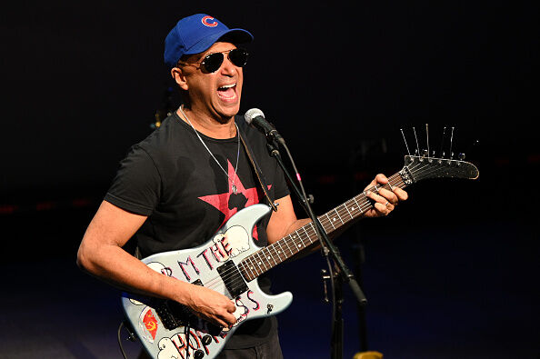 Tom Morello Hooks Up WIth Slash For Guitar Hero Battle