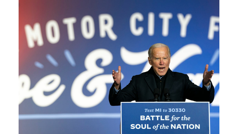 Barack Obama Campaigns With Joe Biden In Michigan 3 Days Ahead Of Election