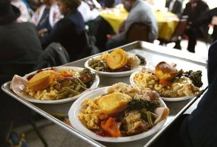 Chicago Police Host Thanksgiving Feast For Seniors