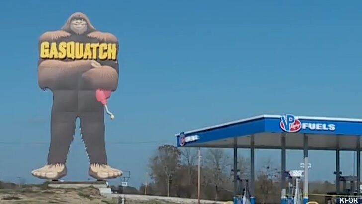 Video: Oklahoma Gas Station Boasts World's Tallest Sasquatch Statue