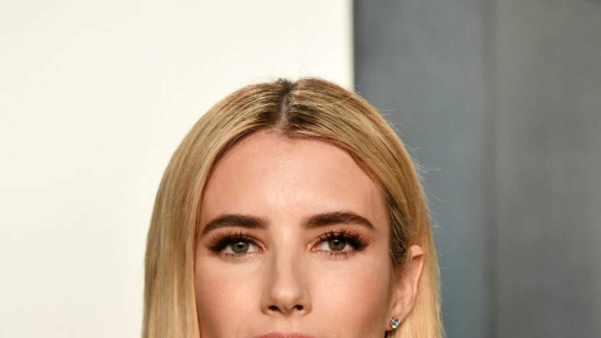 Emma Roberts becomes first pregnant Cosmopolitan cover star