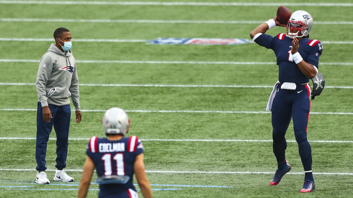 Patriots Cam Newton, Julian Edelman hold throwing session