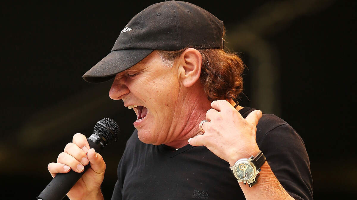 Brian johnson ac dc фото