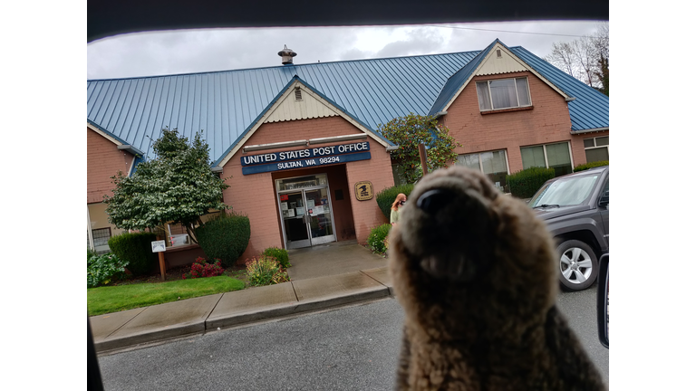 Smells good out there