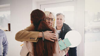 Mom Gets Thanksgiving Surprise After Not Seeing Daughter For A Year (Video)