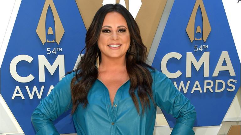 Sara Evans' Father Has Died Following Battle With Alzheimers
