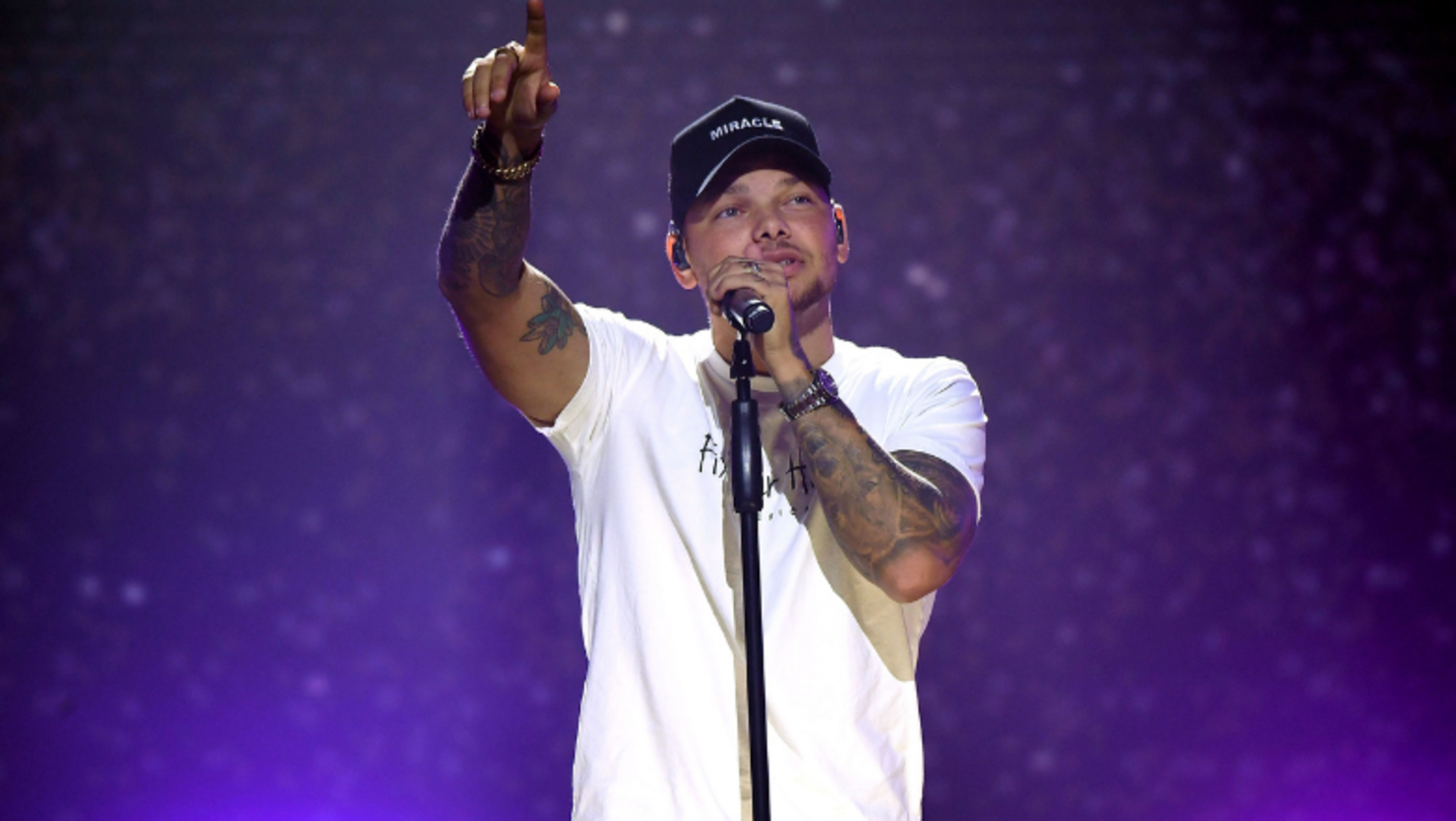 Kane Brown Performs Medley Of Hits During Dallas Cowboys Halftime Show