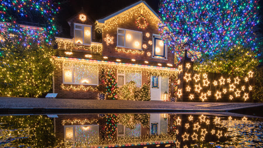 Where To See The Most Festive Holiday Lights Around Memphis iHeart