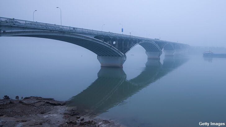 'Mystery Creature' Blamed for Spate of Strange Deaths Near Bridge in Zimbabwe