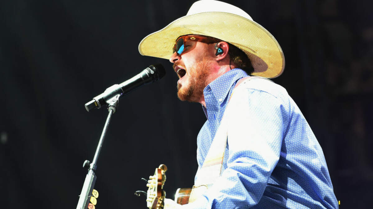 Watch Cody Johnson Cover Reba McEntire's 'Whoever's In New England
