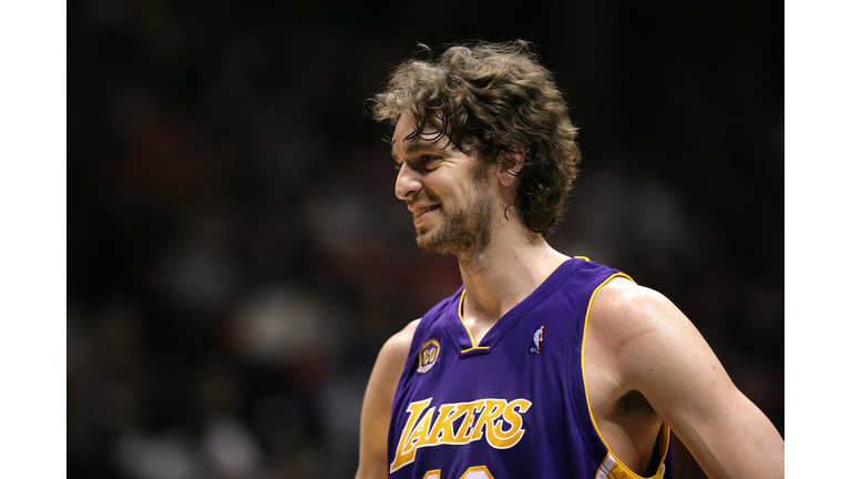 Los Angeles Lakers v New Jersey Nets