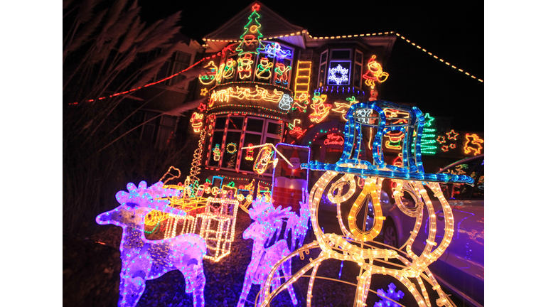Locate Christmas Light Displays In Miami With This Site  Totally 93.9