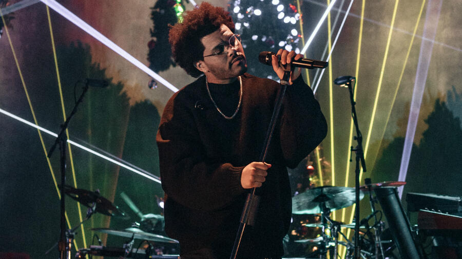The Weeknd Decks Out His Living Room For Special Jingle Ball Performance