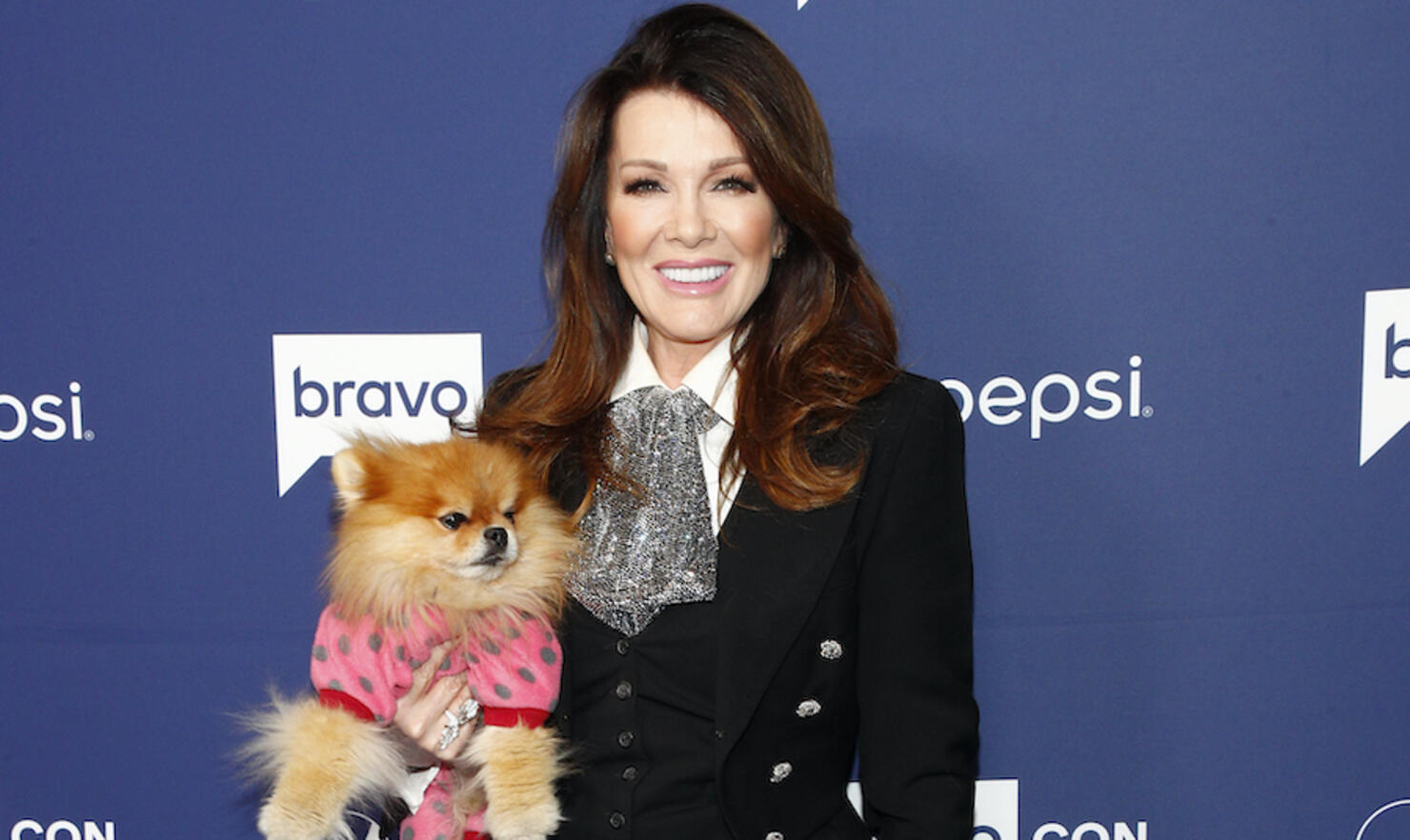 Lisa Vanderpump giggy  Lisa vanderpump style, Lisa vanderpump, Vanderpump  style