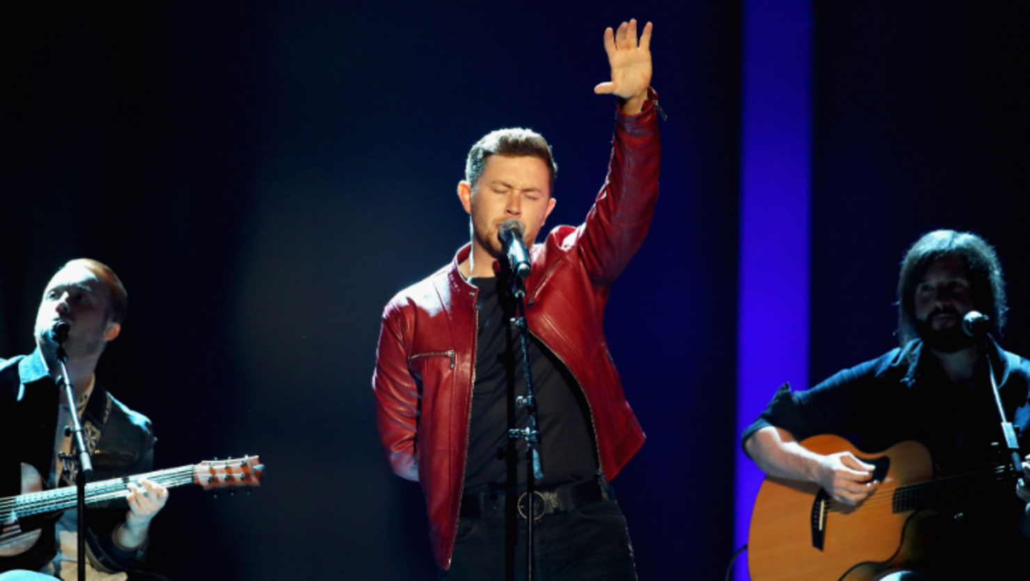 Scotty McCreery Dedicates 'Five More Minutes' To Charley Pride At The Opry