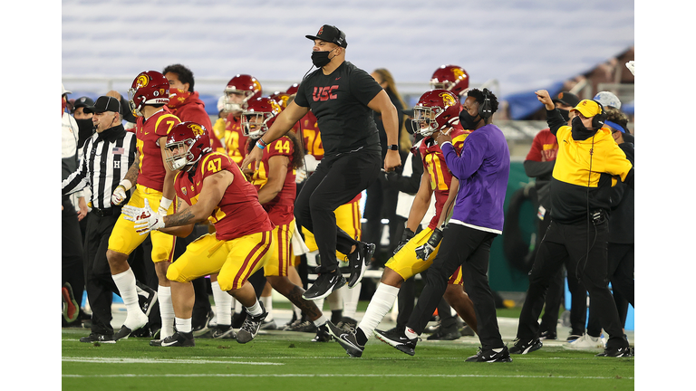 USC v UCLA