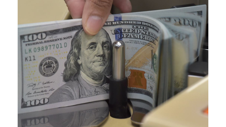INDONESIA-ECONOMY-FOREX