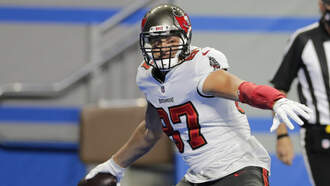 Bucs Clinch Playoff Berth With Easy 47-7 Win Over the Lions