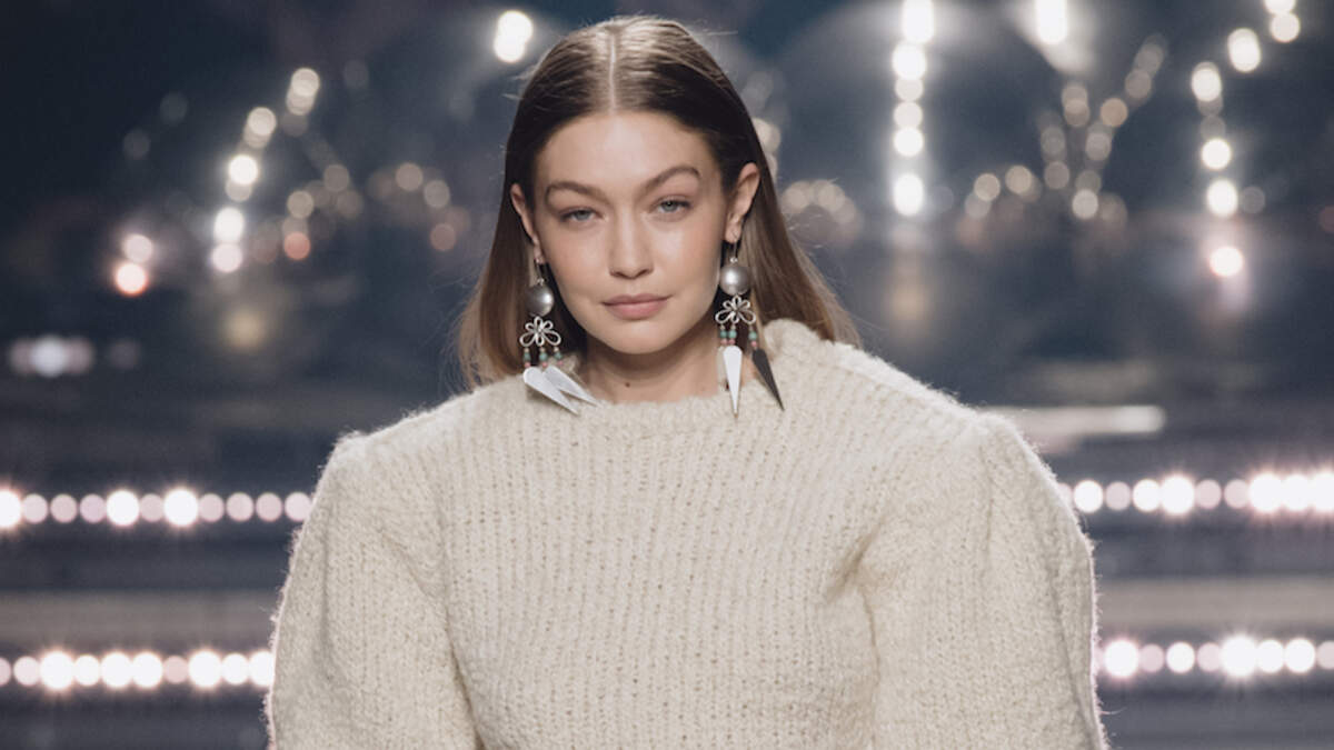 Gigi Hadid learned she was pregnant right before a runway show