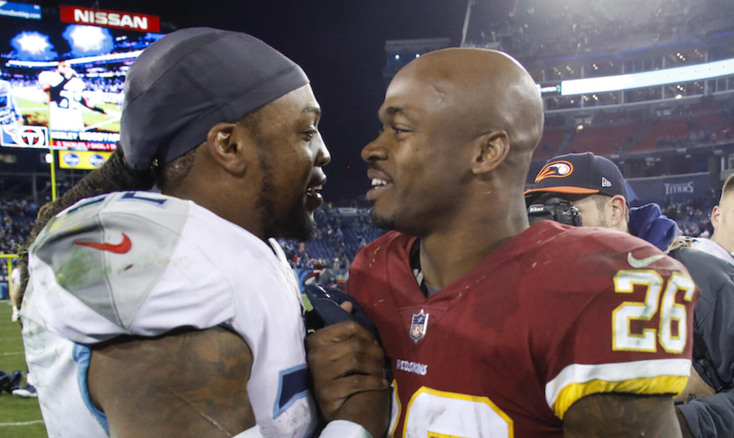 PHOTO: Adrian Peterson Welcomes Derrick Henry To 2,000-Yard Club