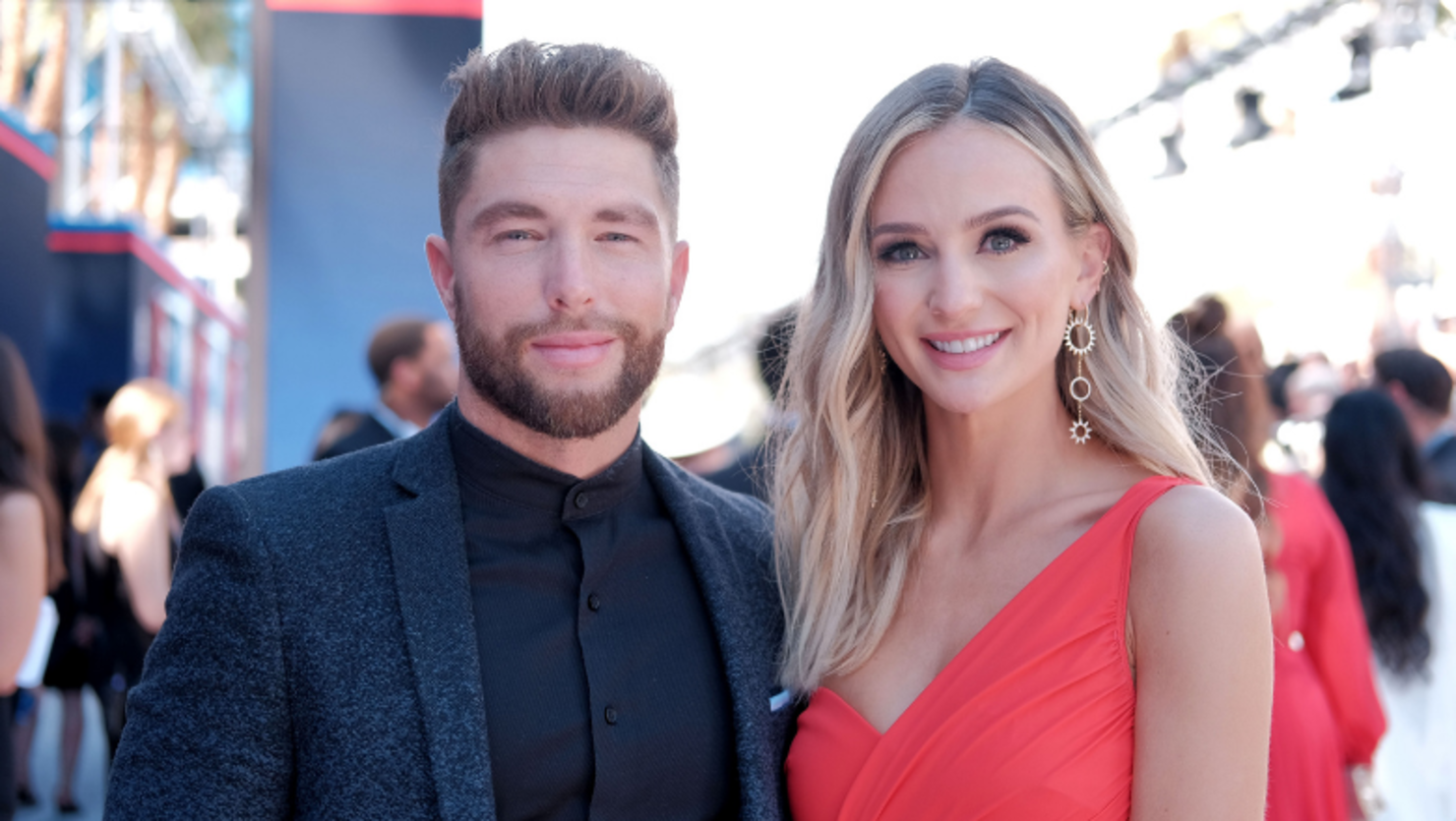 Chris Lane Gushes Over Lauren Bushnell As She Shows Off Baby Bump In Bikini