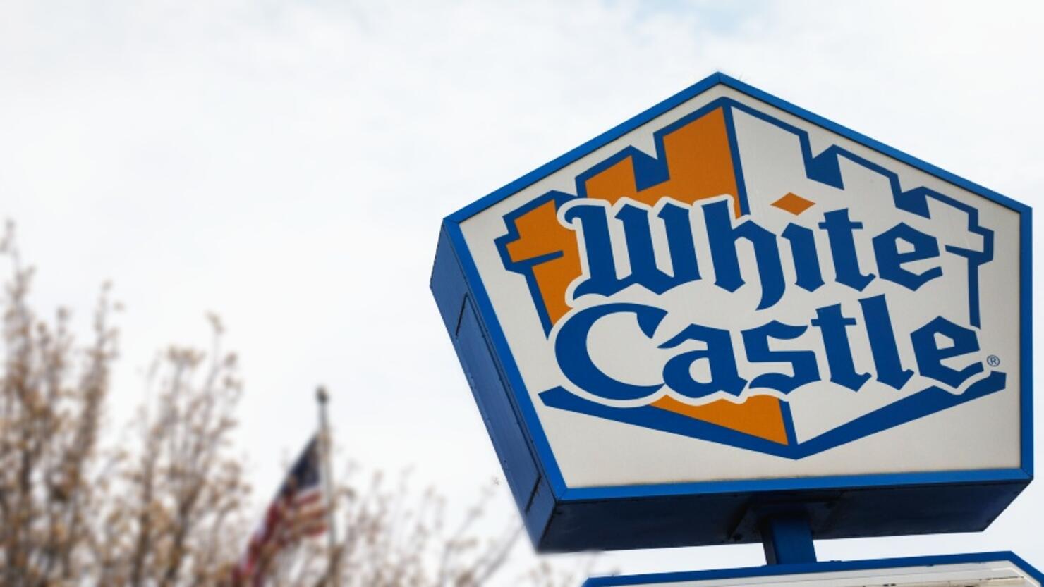 White Castle Adds Plant Based Fake Meat Burgers To Its Menu