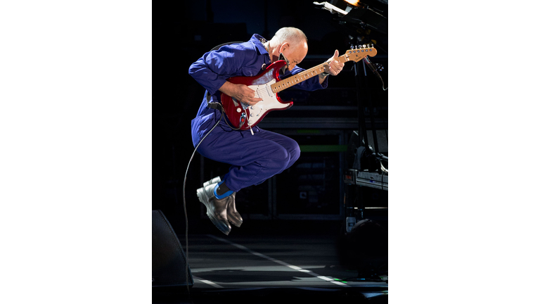 Pete Townshend blue suit