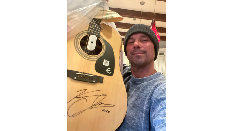 Kenny Chesney signed Epiphone