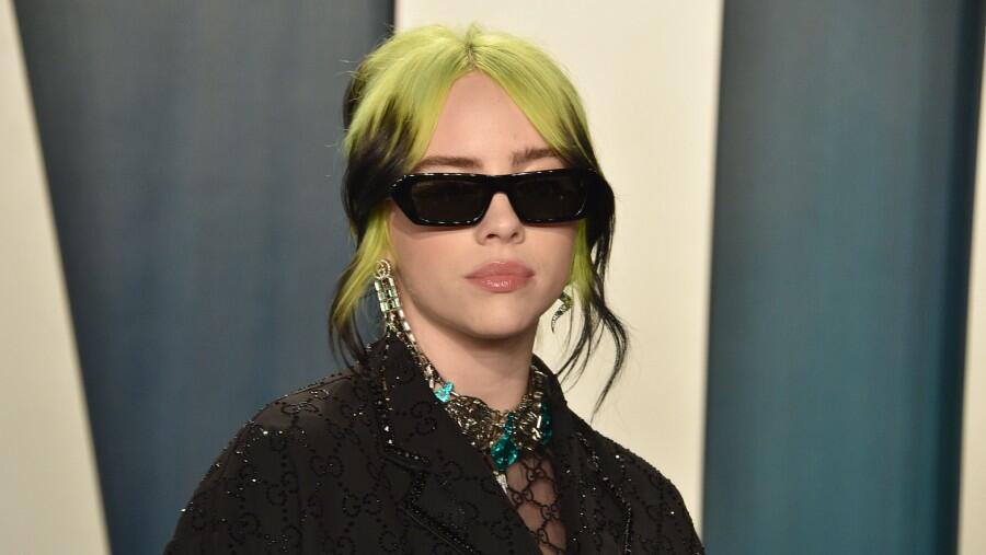 Billie Eilish Talks About Dealing With Her Horrible Body Relationship Iheart