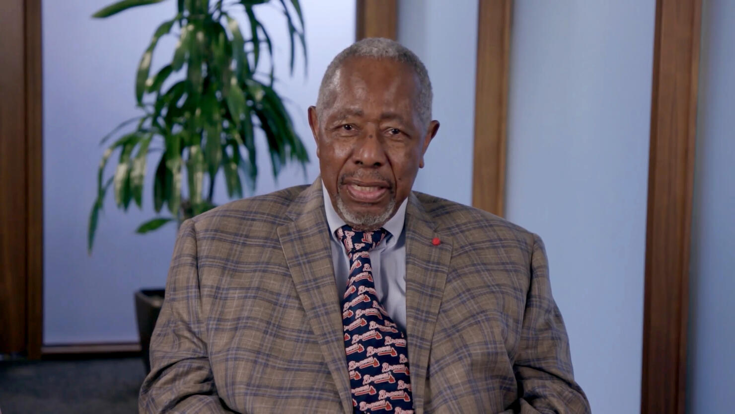 Petitions Seek To Rename Atlanta Braves, Truist Park In Honor Of Hank Aaron