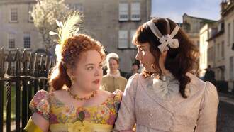 The Regency Girl-mance Of #PenEloise On 'Bridgerton: The Official Podcast'