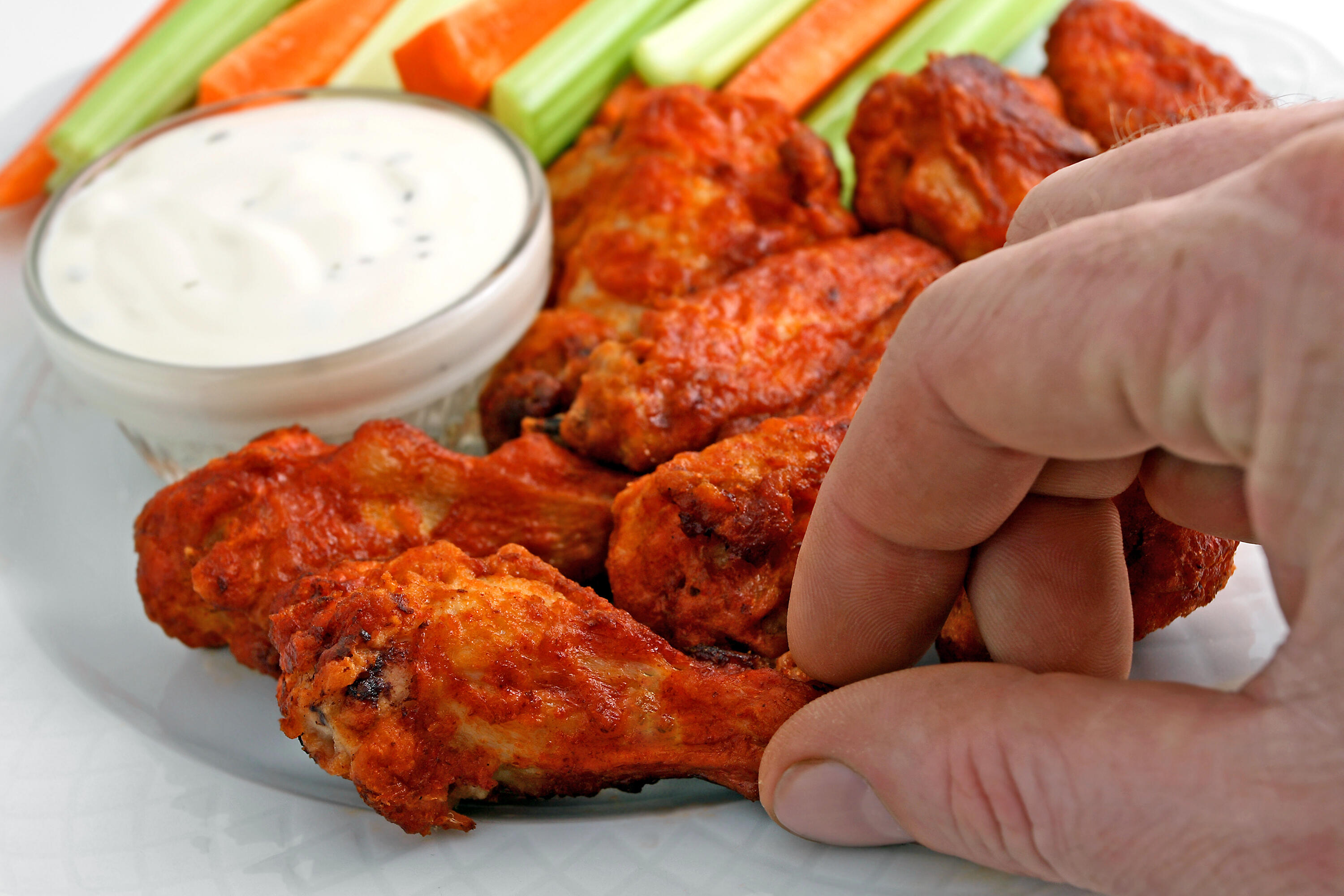 Here's Where You Can Score Deals On Wings For Cleveland Wing Week iHeart