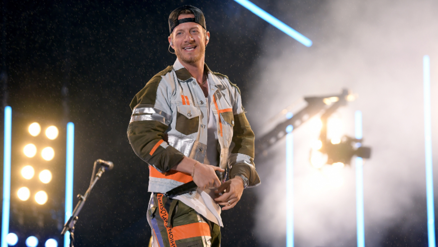 Tyler Hubbard Says Raising Three Young Kids Requires 'All Hands On Deck'