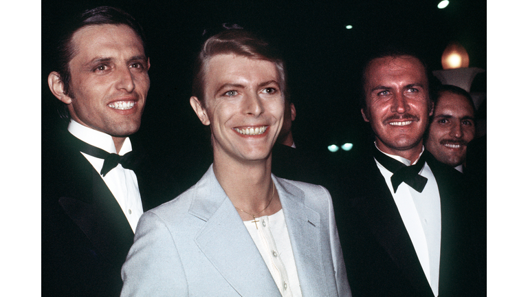 David Bowie's Surreal Life, Lovers, & Lyrics On 'Off The Record