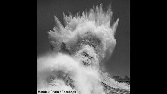 Poseidon Appears In Photo Of Huge Wave Coast To Coast Am