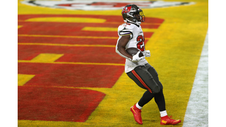 Leonard Fournette is all alone in the end zone after his 3rd-quarter TD put the Bucs up 28-9