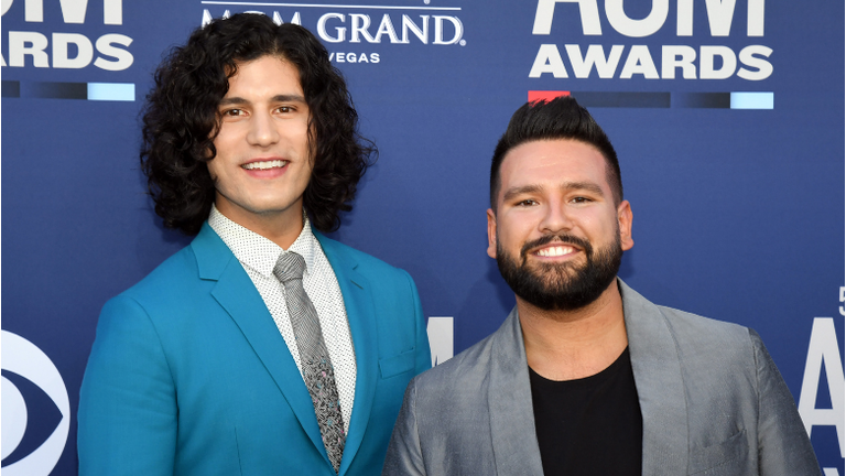 Dan + Shay’s Families Sing Along To ‘Glad You Exist’ In Cute Home Videos