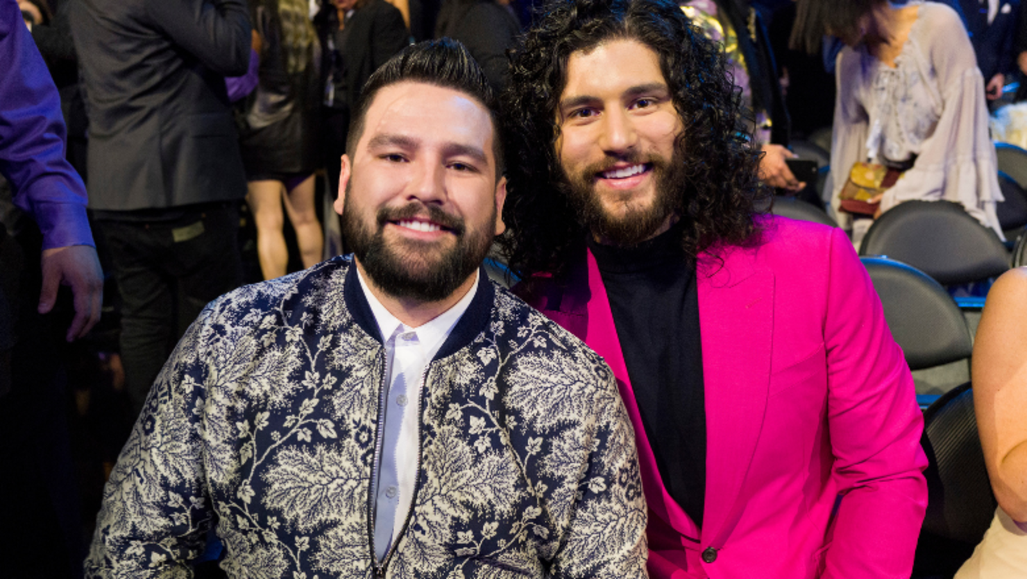 Dan + Shay Surprise Fans With Donuts For Valentine's Day