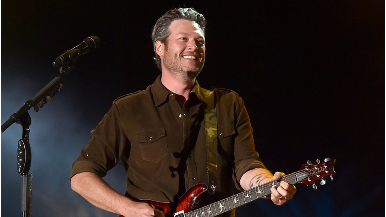 Blake Shelton Won't Start Losing Weight For Wedding Until The Date Is Set
