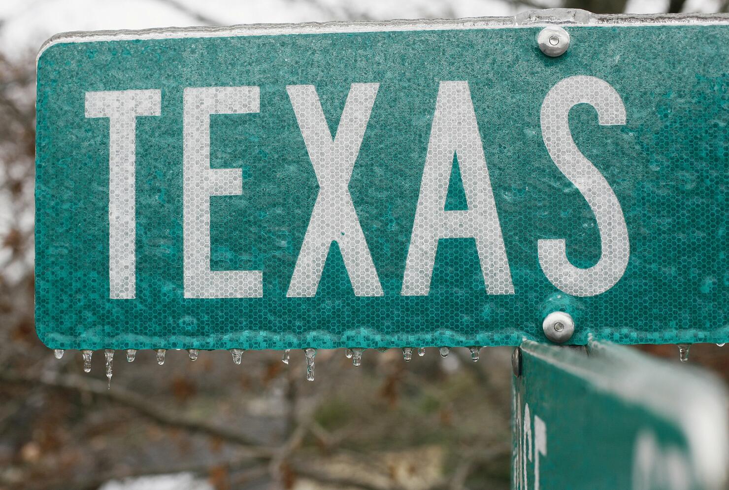 Central Texas Feels Effects Of Winter Storm