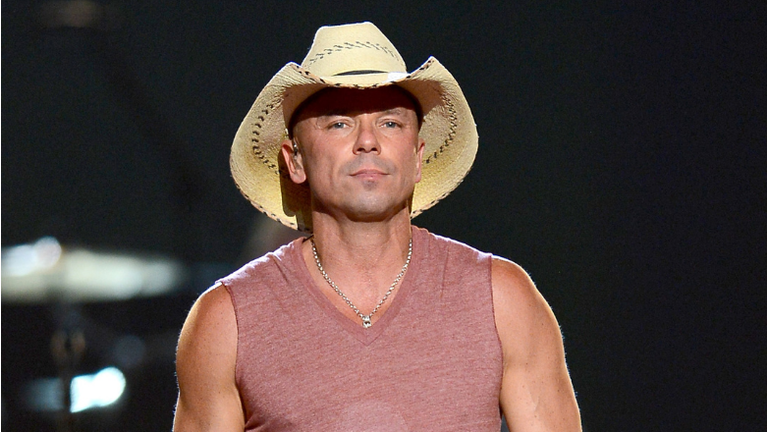 Kenny Chesney Mourns Loss Of 'Dear Friend' Who Died In Helicopter Crash