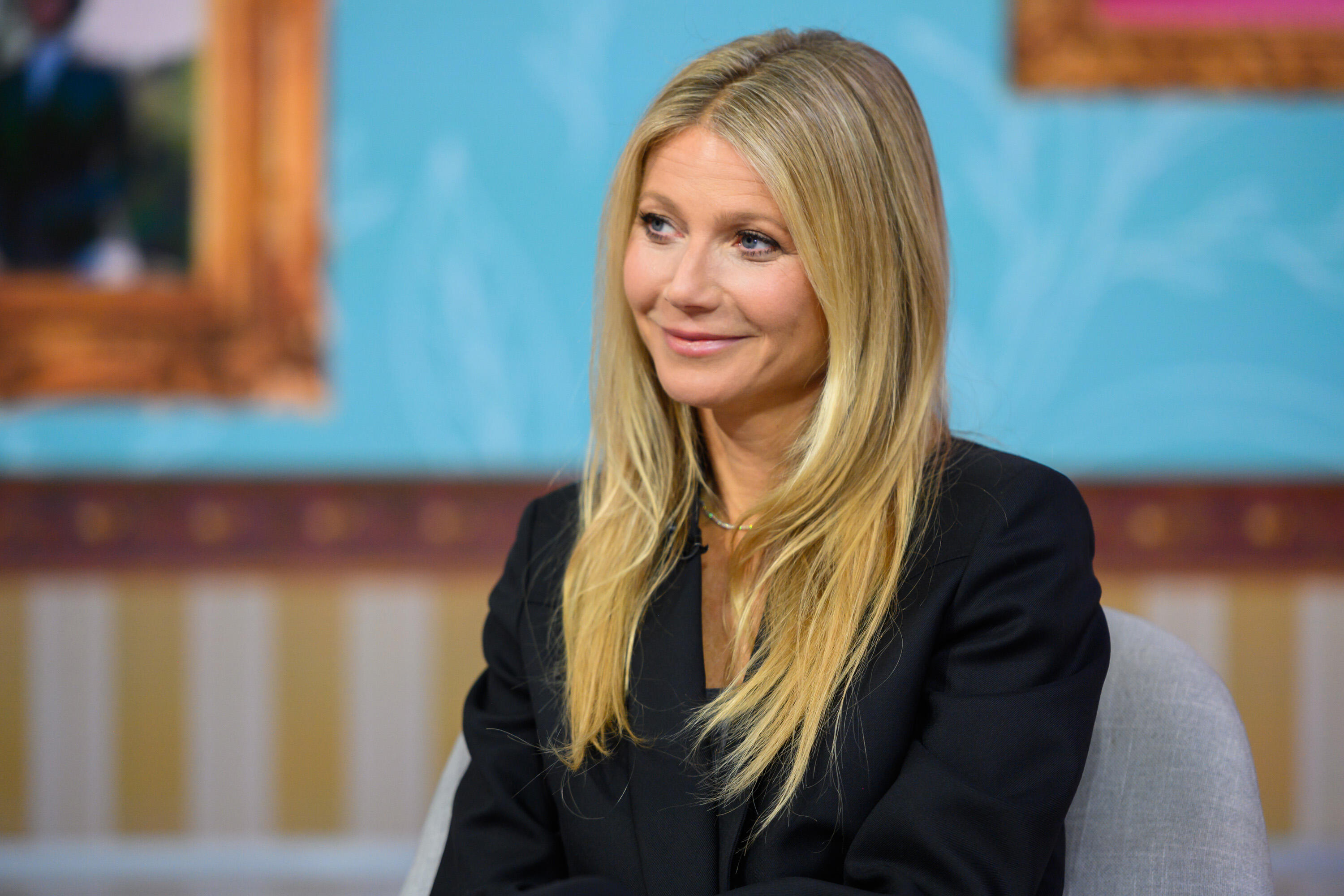 gwyneth-paltrow-reveals-she-contracted-covid-19-has-lingering