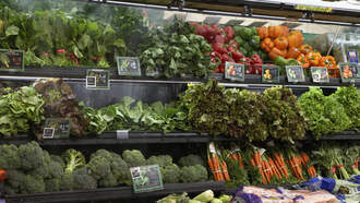 Anti-Mask Protest at Trader Joe's in Santa Cruz